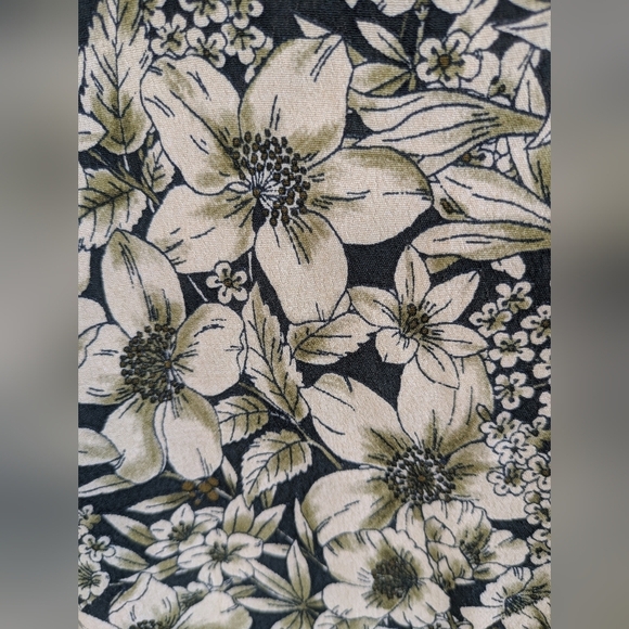 Zara Women's Basic Floral Green Print Mini Dress 3/4 Sleeves Viscose - Picture 4 of 12